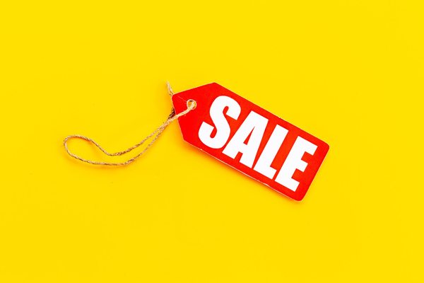 Simple pricing icon representing predictable monthly billing